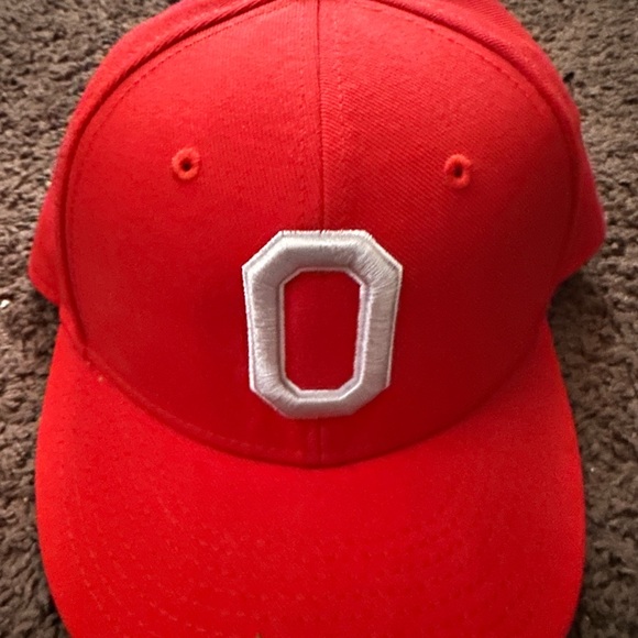 Nike Ohio State Buckeyes Red and Gray Cap - Picture 1 of 3